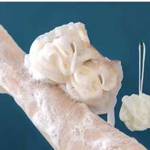 1 件带刷毛和丝瓜络的淋浴身体刷，带弯曲长柄的双面背部刷毛，用于身体皮肤去角质沐浴的淋浴刷，按摩刷毛（颜色随机）