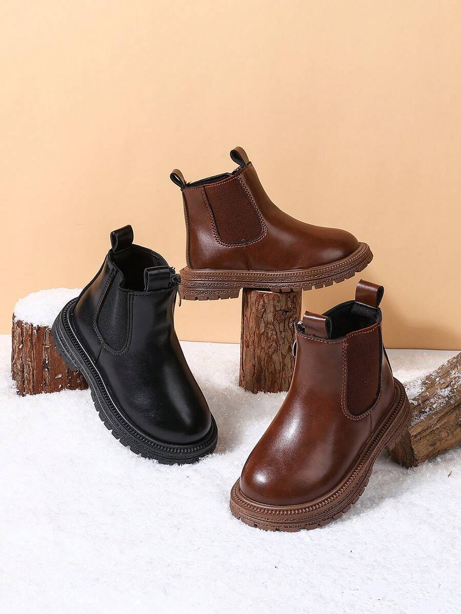 1双儿童秋冬新款软底时尚百搭户外防滑经典小皮靴