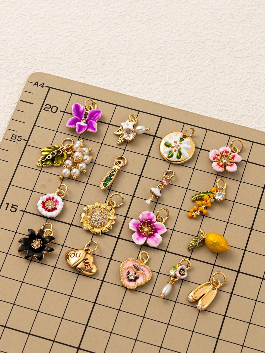 1pc Fashionable, Sweet, Cute, Colorful Flower Pendant, Pearl Grape Pendant, Ballet Dancer Pendant, Electroplated 18K Gold Waterproof And Sweat Proof, Suitable For DIY Necklaces, Bracelets, Earrings, Keychains, Bag Chains, Shoe Buckle Accessories, Women's Jewelry Accessories, DIY Accessories