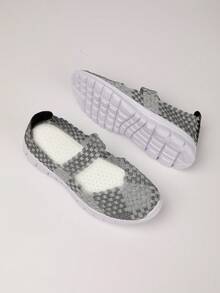 Rhombus Pattern Colorblock Plaid Bohemian Casual Elegant Woven Criss-Cross Embroidered Sneakers, Suitable For Casual, Work, Outdoor, Indoor And All Seasons - Gray Silver - View 2