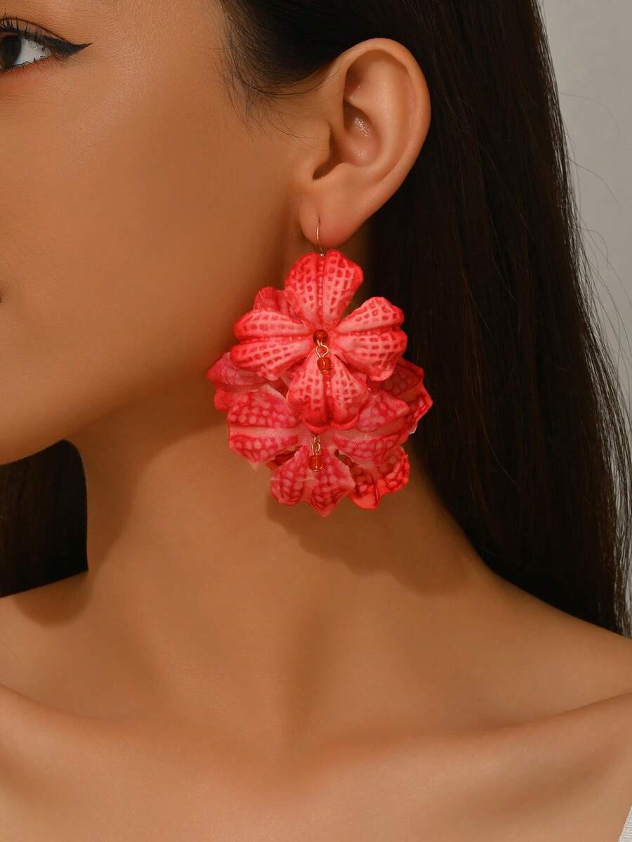 2件套波西米亚风中东花卉手工DIY编织东方宫廷风彩色花瓣耳环，包含多种花朵造型的仿珍珠花朵吊坠耳环，适合女性日常佩戴、节日和派对场合，也可作为礼物。注意：由于手工制作，产品在运输过程中可能会略微变形，收到后如有需要，请手动调整。