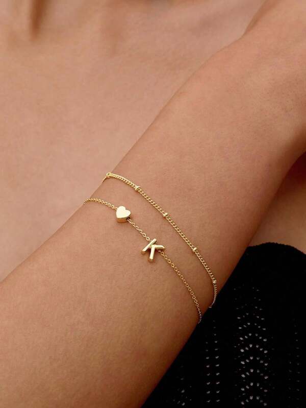 2 Pieces Simple And Fashionable Heart-Shaped Letter Gold Bracelet For Women, With Options For The First Letters Of A To Z. It Is A Daily Jewelry And Festival Gift For Women (The Number Of Beads In The Bracelet Is Random, With A Fixed Length As The Standard).