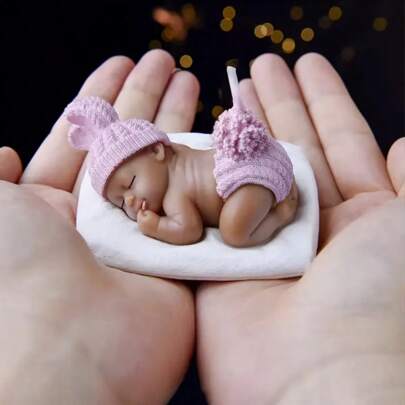 1 pezzo Stampo in silicone per neonato addormentato con orecchie di coniglio e cappello lavorato a maglia - Silicone di alta qualità riutilizzabile, adatto come regalo per la Festa della Mamma per realizzare candele profumate, saponi fatti a mano, oggetti in resina, decorazioni in gesso - Facile da pulire e sformare, decorazione per la nursery, forniture per la produzione di saponi | Oggetti decorativi | Lavorazione artigianale dettagliata