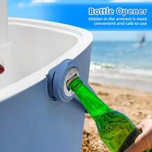 Mesa de bar enfriadora de hielo para patio, mesa lateral multifuncional para exteriores de 15 latas en negro con bandeja para aperitivos, abridor de botellas oculto y sujetadores de alimentos, ligera para uso en interiores/patio, campamento, borde de la piscina, fiesta - Azul - Ver 4