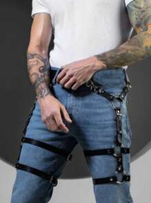 男士真皮大腿吊袜带，时尚百搭，适合日常佩戴，亦可用于万圣节、休闲、商务、街头、波西米亚风、西部风、户外等场合。是送给男士、丈夫、男友、父亲、爸爸的圣诞礼物。