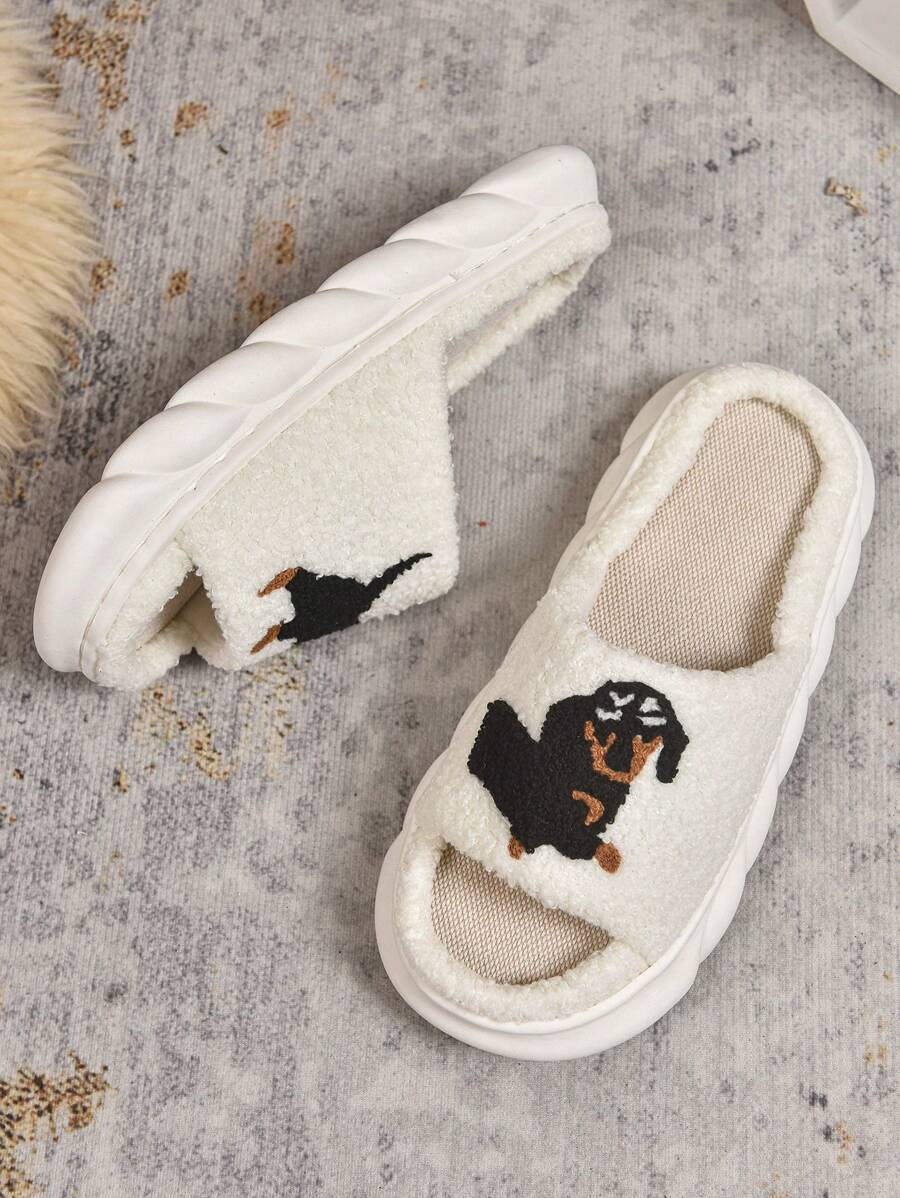 Spring/Summer New Men's Cartoon Sausage Dog Slippers, Fashionable Casual Flat Sandals, Non-Slip Indoor Wear, Durable & Breathable