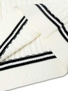 Maglione a maniche lunghe casual e ampio da uomo con scollo a V e motivo a righe, lavorazione a trecce, versatile per l'autunno e l'inverno