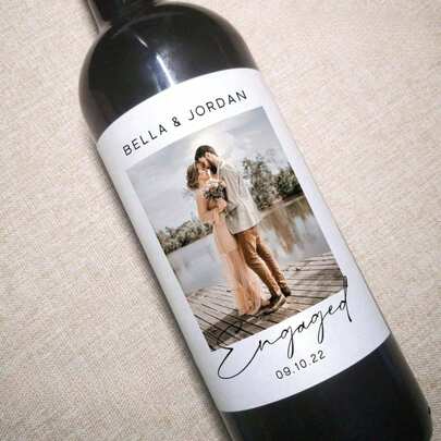 Custom Wine Labels, Waterproof Labels, Customized Photo Wine Labels, Black & White Photo, Uppercase Letters, Black & White Bridesmaid/Maid Of Honor/Proposal Wine Labels, Wedding Gift, Anniversary Gift, Engagement Gift, His/Her Gift, Mother's Day Gift, Father's Day Gift, Stickers, Champagne Labels, Whiskey Labels, Tequila Labels