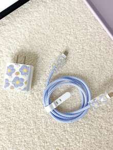 Set de 5 piezas con funda protectora de cargador y cable de datos con diseño floral y de fresa de 18W/20W de carga rápida compatible con iPhone 14 Pro, accesorios de cable azul para cargador y accesorios de teléfono - flores moradas - Ver 3