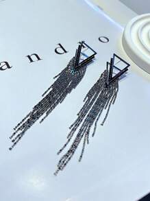 1 Pair Geometric Triangle Black Tassel Earrings, Fashion Simple Versatile Women's Party Jewelry Gift, Women's Fashion Jewelry Necklace Suitable For Daily Wear, Holiday Gift, Women's Jewelry Suitable For Daily Wear, Simple Elegant Personalized Tassel Earrings, Jewelry, Can Be Matched With Your Daily Clothes, Beach Vacation, Dating, Music Festival, Party Wear, Women's Gift, A Gift For Women, Girlfriends, Friends, Lovers