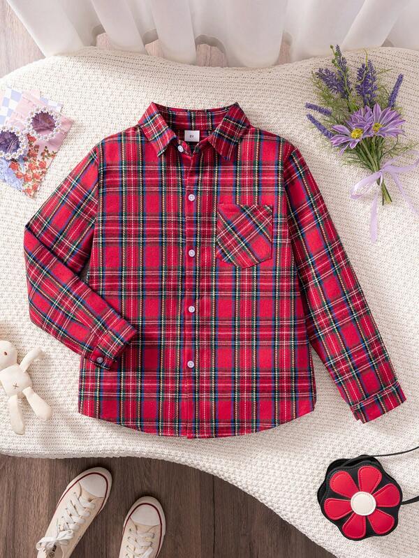 Camisa de manga larga versátil con ambiente navideño rojo y verde, adecuada para la escuela, actividades grupales, uso casual, vacaciones para niñas y niños