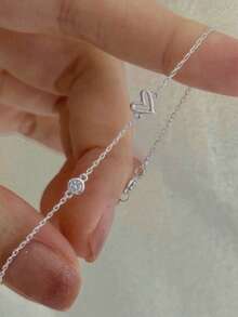 1 件 S925 纯银镀铂金女士手链，优雅简约英式心形胸针精致珠宝，适合日常佩戴 - 銀色 - 查看 1