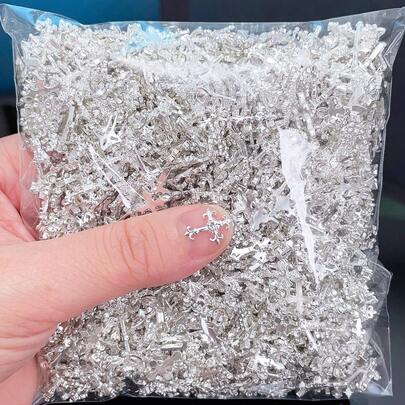 20/50/100颗3D银色十字架美甲装饰，韩式合金十字架美甲吊坠，Y2K金属美甲配件，哥特朋克闪亮白色水晶美甲宝石，可用于DIY亚克力美甲贴纸、手机壳、鞋子、衣服、包包等。美甲用品