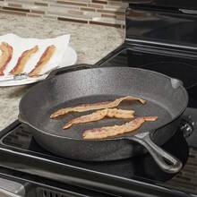 30cm Cast Iron Frying Pan | Non-Stick, Handle-Frying Pan | Smooth Surface For Induction Cooking | Versatile Kitchen And Dining Use | Durable And Easy-To-Clean Cast Iron Cookware - Black - View 2