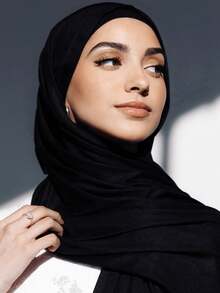 1 pieza Conjunto de 2 piezas para mujer: Cuello alto de unicolor de modal nuevo + Chal de gasa