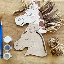 12 قطعة طقم حرفي خشبي لصنع رأس الحصان بالماكرامي مع خيوط - زينة حصان مرسومة باليد، هدايا حفلة الحصان الصغير، طقم هدايا إبداعية لعيد الميلاد والكريسماس والفصل الدراسي وديكور المنزل - تصميم خشب طبيعي، لوازم حرفية لمشاريع الفن والفصول الحرفية وأنشطة الأطفال (الألوان والفرش غير مشمولة) - متعدد الألوان - مشاهدة 10