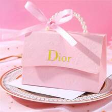 1pc Hand-Held Pearl Bag, Wedding Candy Box, Wedding Souvenir Return Gift, Wedding Candy Box, Wedding Candy Bag, Empty Box. These Boxes Are Made Of Durable Paper, Strong Enough To Hold Small Gifts, While Maintaining A Delicate Appearance. Compact And Spacious, Each Box Is Designed To Hold Small Gifts,
