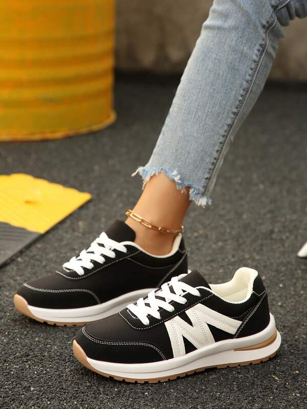 Women's Modern Style Fashion Sneakers, Color Block Patchwork Geometric Pattern Design Athleisure Sneakers, Sports Fitness Vacation Casual Chunky Sneakers, Non-Slip Shock Absorbing Gump Shoes Running Shoes