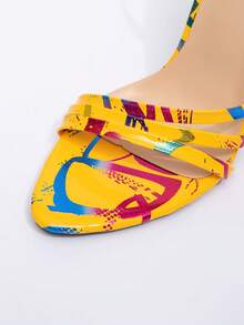 Giày sandal cao gót màu vàng lấp lánh sang trọng dành cho nữ, với nhiều quai đan chéo, mũi tròn, khóa cài, phù hợp cho các bữa tiệc và thời trang, trang phục mùa xuân hè. - Màu vàng - Xem 10