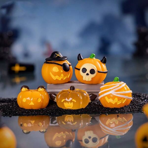 2025 New Halloween Pumpkin Head Resin Miniature Ornament, Micro Landscape Evil Pumpkin Car Decor Desktop Decoration, Birthday Gift, Holiday Gift, Halloween Gift, Hot Selling Item