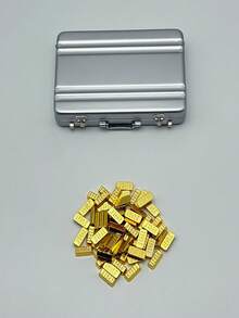 60 件微型金银套装，配有正宗黑色金属手提箱、生动的存钱罐模型、可打开的手提箱设计、收藏品展示套件，是母亲节的最佳礼物 - 彩色 - 查看 10