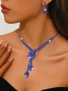 别致的镀银铜首饰套装，可选蓝色或红色合成水钻 - 适合日常优雅或派对魅力