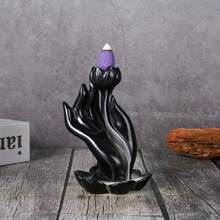 1件，佛手回流香炉，小巧便携（附赠6根回流香棒）。可作为吉祥家居装饰、节日礼物，适合万圣节和圣诞夜装饰、旅行必备、大学宿舍必备以及圣诞派对礼物。