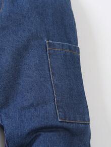 2 件套年轻男孩时尚格纹长袖连帽衫和百搭侧袋牛仔直筒裤套装，秋季