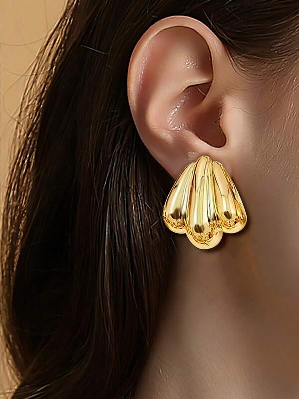 2pcs European & American Luxury Gold Color Women's Fashion High-End Versatile Elegant New Earrings, Suitable For Daily, Party, Wedding, Date Outfits