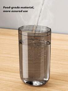 1 件便携式塑料牙刷收纳盒、现代简约防水旅行牙刷架、旅行装洗漱用品收纳盒、旅行配件礼品套装、收纳盒旅行瓶旅行套装旅行杯旅行装旅行洗漱包旅行收纳盒假日配件旅行套装套装旅行礼物透明收纳盒旅行必需品。