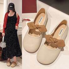 Women Pumps - Milk Color - View 3