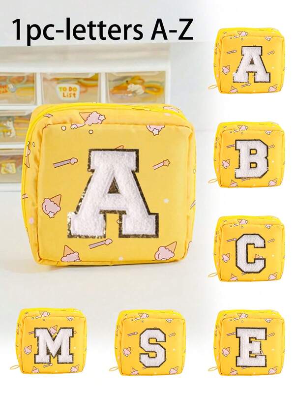 1 pieza Bolsa de almacenamiento de toallas sanitarias con bordado de iniciales A-Z - Gran capacidad, diseño de dibujos animados impermeable - Adecuado para niñas durante la menstruación. Bolsa de viaje impermeable para maquillaje, monedero, bolsa de efectivo para niñas, bolsa de almacenamiento amarilla con bordado de toalla blanca, bolsa de almacenamiento multiusos linda, bolsa de maquillaje portátil de gran capacidad, útiles escolares, artículos de viaje, artículos esenciales para vacaciones, bolsa de maquillaje, regalo para maestros, artículos esenciales de regreso a la escuela