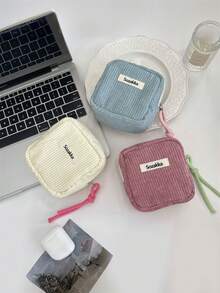 1个装化妆包，多色灯芯绒纯色卫生袋，防水化妆包，口红收纳包，女士化妆包，小巧收纳化妆盒，女士旅行包，铅笔盒，日常大容量化妆刷收纳袋，旅行洗漱包，化妆包，铅笔袋，圣诞礼物，收纳袋，旅行，女士旅行必备礼物，收纳袋，手拿包/小手提包，化妆品收纳包，化妆品整理包，收纳袋，刷子收纳袋，迷你收纳袋，大容量收纳袋