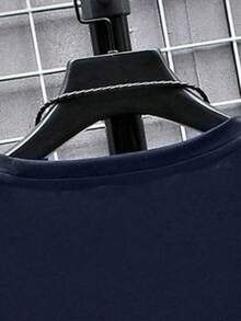 Camiseta Masculina Cristã Gola Redonda Com Estampa de Yeshua Algodão Premium 30.1 Camisa - Azul Marinho - Visão 5