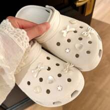 10 szt. słodkich, dziewczęcych zawieszek, designerskich, eleganckich, zabytkowych, perłowych kokardek do butów, DIY kwiatowe zawieszki do butów, garnitur dla kobiet, prezent na Nowy Rok