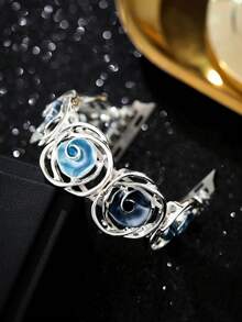 1 pieza Nuevo brazalete de reloj inteligente de mujer con pintura de aceite creativa, banda elástica de metal plateado compatible con correa de Ultra 2 de 49 mm, 45 mm, 44 mm, 38 mm, 40 mm, 41 mm, 42 mm, 46 mm, moda de lujo con geometría asimétrica para señoras y niñas, pulsera compatible con Apple Watch Series Ultra/SE/10/9/8/7/6/5/4/3/2/1, accesorio de correa de reloj de moda, regalo ideal para amigos, familiares, adecuado para exteriores, viajes, fiestas - Azul - Ver 2