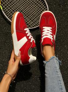 2025秋季女款拼色休闲运动鞋，时尚百搭平底运动鞋，适合散步、日常通勤穿着，学生系带滑板鞋