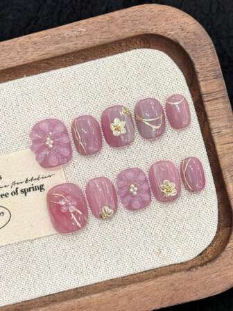 10 件短椭圆形手工按压指甲，适合派对和日常佩戴，紫色指甲，手绘渐变晕染日式风格，美丽的花朵，椭圆形指甲，闪亮耀眼，易于佩戴 10 件 Y2K 手工按压指甲，夏季指甲，夏季风格，适合女孩和女士节日派对和日常佩戴指甲用品指甲