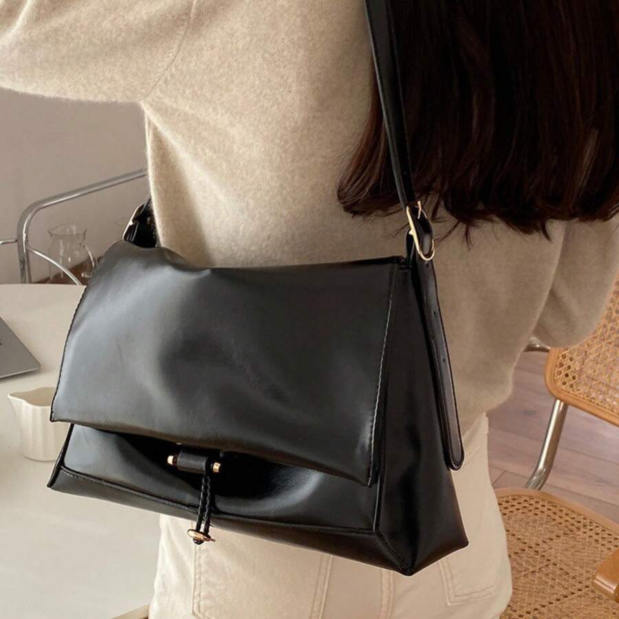 Women Shoulder Bags - 黑色 - 查看 1