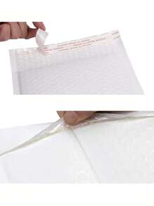 30 件珠光膜气泡邮寄白色自封运输信封，缓冲包装用品，适用于将衣服、服饰和小件物品送回学校