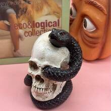 1pc New Creative Halloween Snake Wrapped Skull Decor, Spooky Resin Craft Ornament For Indoor/Outdoor Holiday Decoration