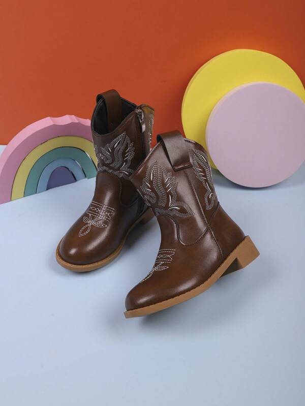 1 par de botas vaqueras de moda casual para niños, botas retro de media caña bordadas para niños en otoño/invierno, botas cortas de pierna gruesa con corte en V para niños