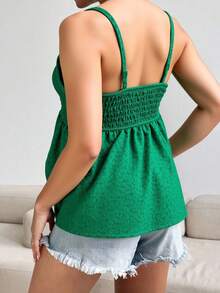 Top romántico dama mujer tirantes delgados  diseño holgado fluido desde el busto estampado en relieve patrón floral sutil que añade textura  detalle corte es asimétrico siendo más largo en la parte trasera moderno femenino ideal para looks frescos  casuales  temporadas cálidas día noche fiesta festejo cumpleaños vacaciones - Verde - Ver 2