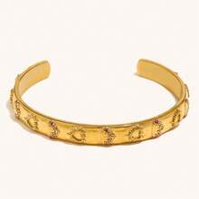 奢华浮雕星月图案锆石镶嵌耳环和手链套装 - A - 查看 7