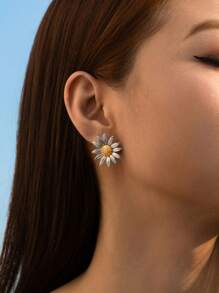 2pcs Fashionable Sunflower Shaped Earrings, Versatile For Beach & Holiday Wear