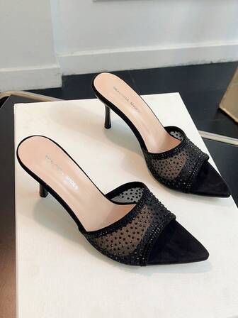 Sandálias de salto alto em forma de pirâmide com ponta embelezada com strass para mulheres - Saltos agulha sensuais de malha transparente preta para festas de verão