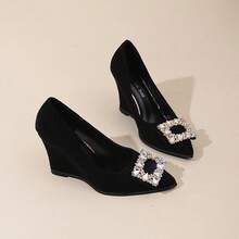 Women Platforms & Wedge Sandals