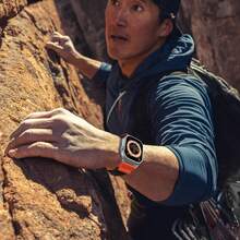 宽款柔软尼龙运动表带，配有磁性 Fidlock V 型扣，兼容男女款 表带，兼容 42 毫米（系列 10）、41 毫米（9/8/7）、40 毫米（SE2/SE/6/5/4）、38 毫米（3/2/1），透气吸汗坚固表带，适合骑自行车、徒步旅行、跑步、露营 - 44/45/46/49/42mm-Series 3 2 1 - 查看 5