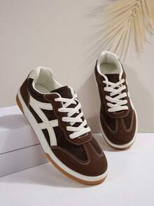 2025秋季女款拼色休闲运动鞋，时尚百搭平底运动鞋，适合散步、日常通勤穿着，学生系带滑板鞋 - 棕色 - 查看 4