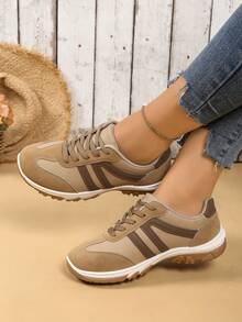 2025 Autumn New Thick Sole Retro Running Shoes, Women's Fashion Outdoor Casual Street Sneakers